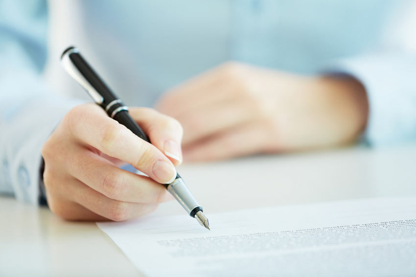 contract-signing-2